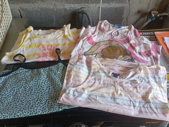 Lot débardeurs fille