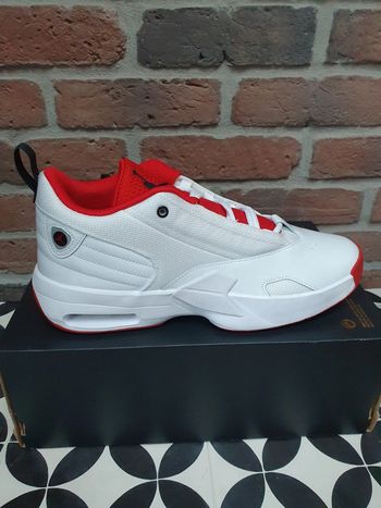 Nike Jordan Max Aura 6/neuves/(38 et 38.5)