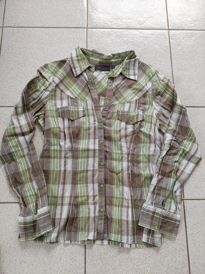 Chemise à carreaux