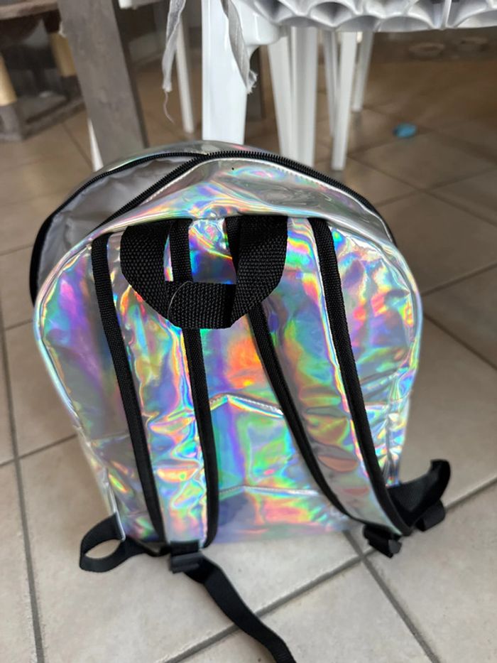 Sac à dos métallique à imprimé pattes multicolores - photo numéro 3