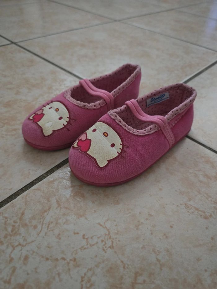Chaussons hello kitty 25 pantoufles