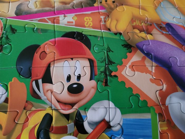 Lot de puzzles et mémo Disney - photo numéro 8