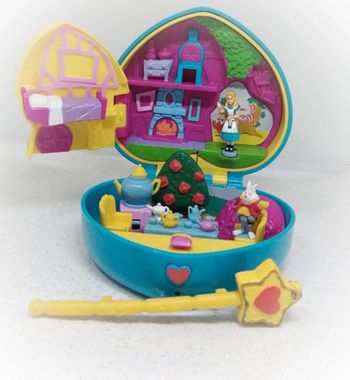 Polly pocket Disney mattel makeup surprise playset coeur bleu blue Heart Alice merveilles wonderland