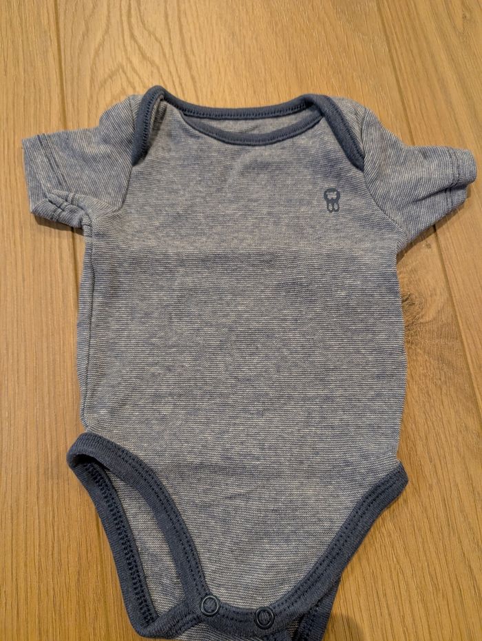 Lot 3 bodys - photo numéro 3