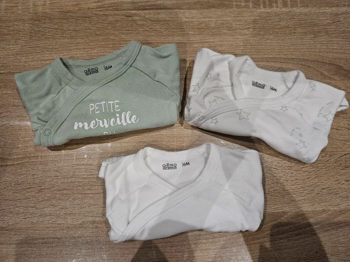 Lot de 3 bodies 6 mois - photo numéro 2