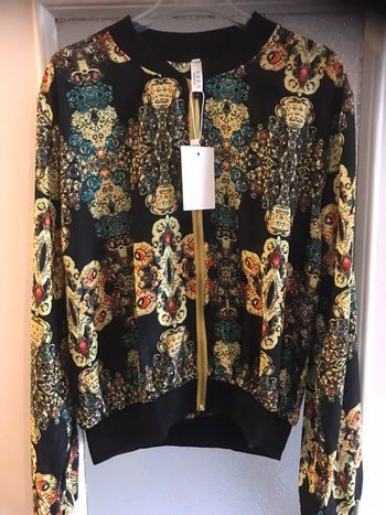 Gilet veste tres fin taille l noir et jaune