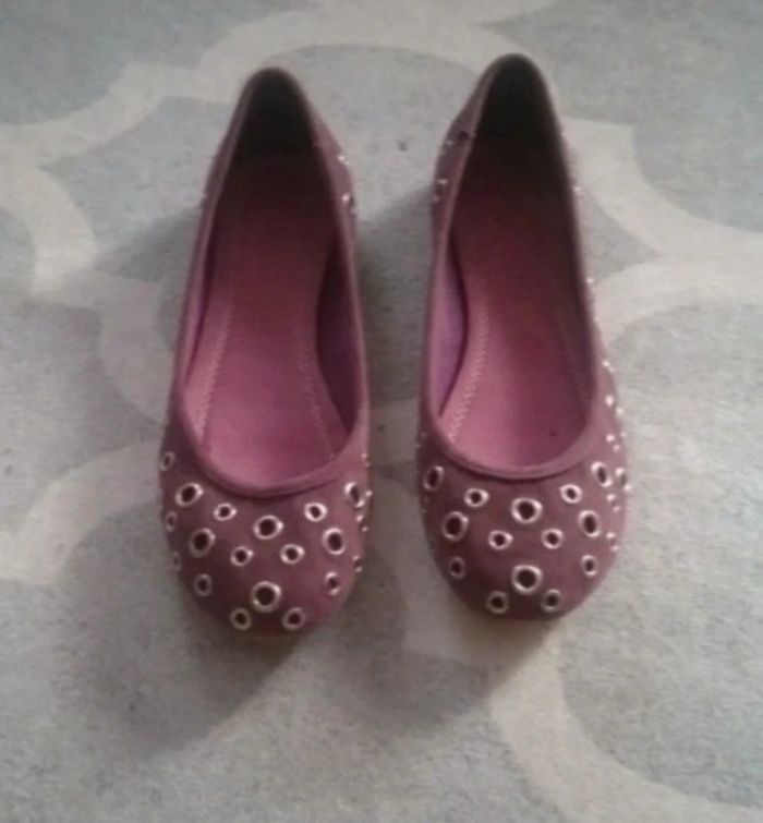 Ballerines à rivets T 37