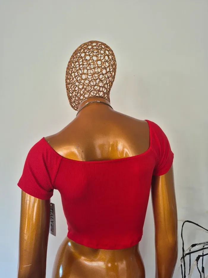 Top Court Rouge Manches Courtes Femme Taille 2/38/M - photo numéro 2