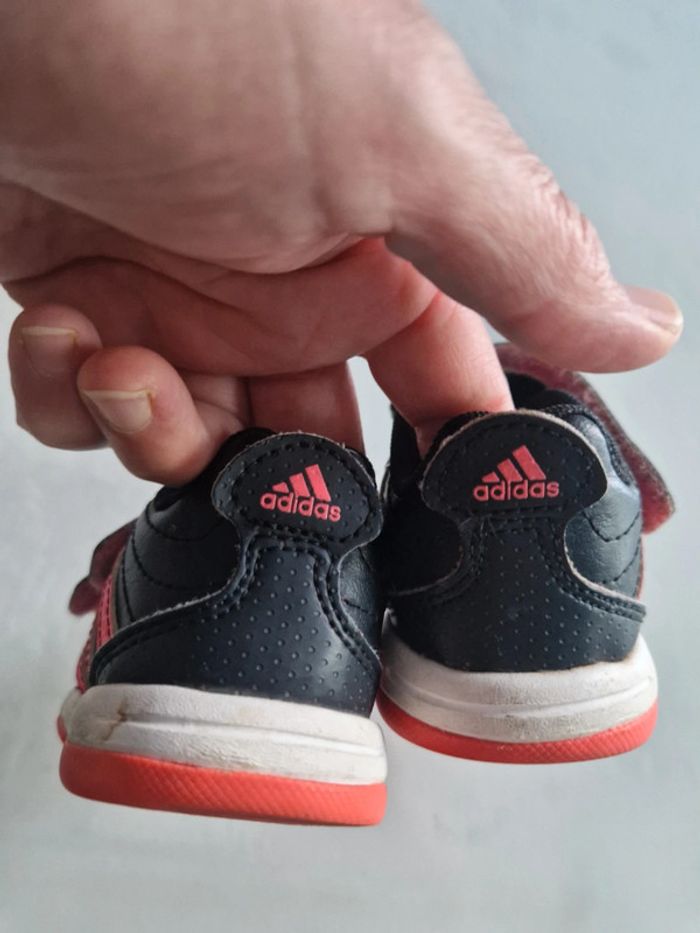 Basket adidas - photo numéro 3