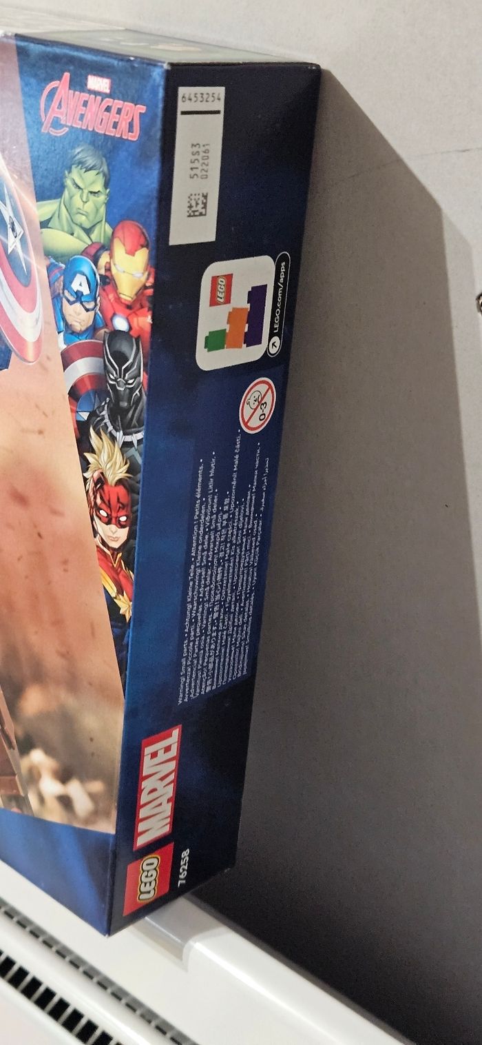 Lego marvel  76258  La Figurine de Captain America - photo numéro 5