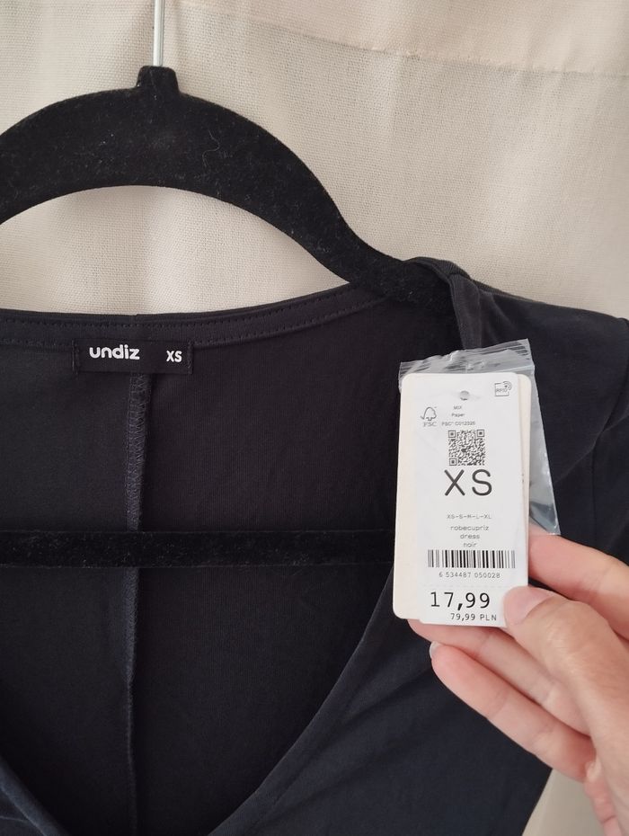 Robe neuve Undiz XS - photo numéro 2
