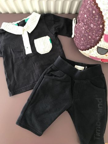 Ensemble tee-shirt et pantalon Timberland 1 mois