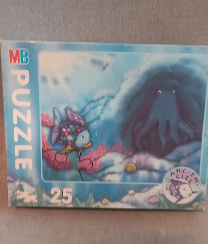 Puzzle 25 pièces de arc en ciel MB