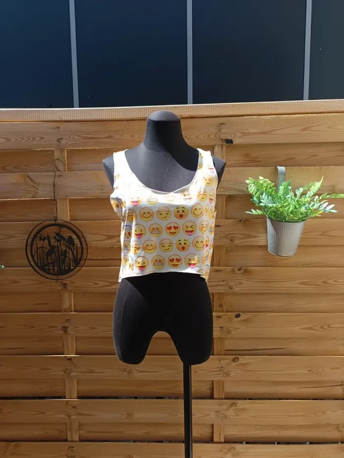 Crop top Emojis taille L