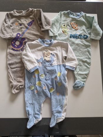 Lot de 3 pyjamas 6-9mois