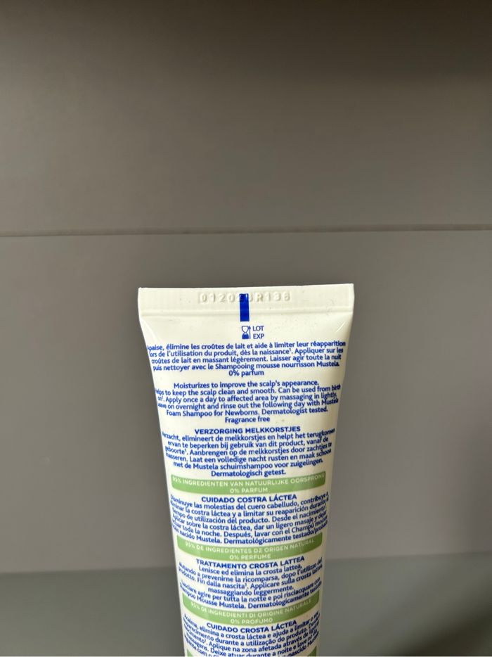 Soin croûtes de lait Mustela - photo numéro 3