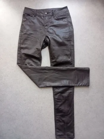 Pantalon taille 36 cassis collection