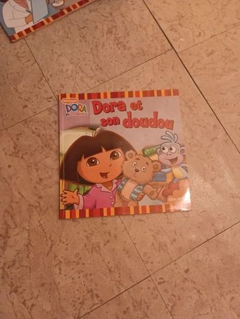 Livre Dora : Dora et son doudou
