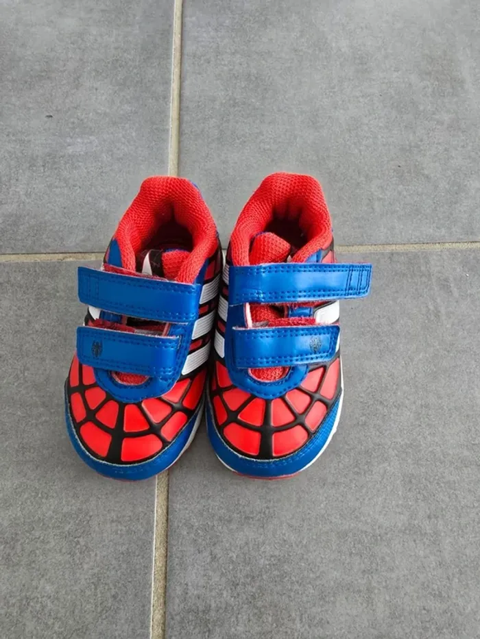 Basket Adidas spiderman - photo numéro 2