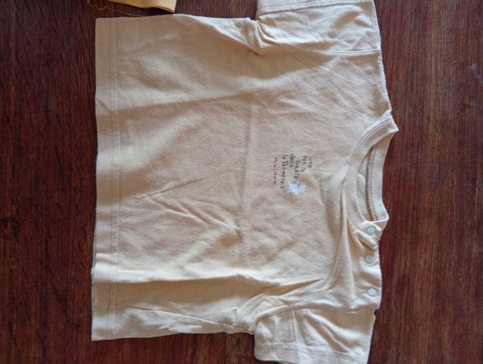 Lot de 9 t shirt taille 6 mois - photo numéro 2