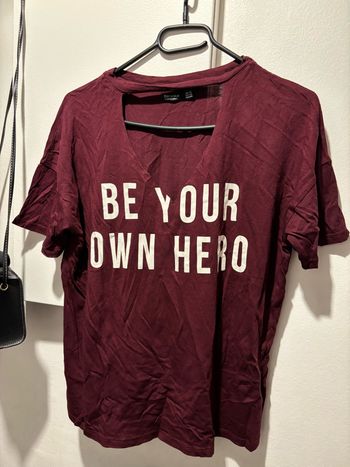 T shirt bordeaux taille m