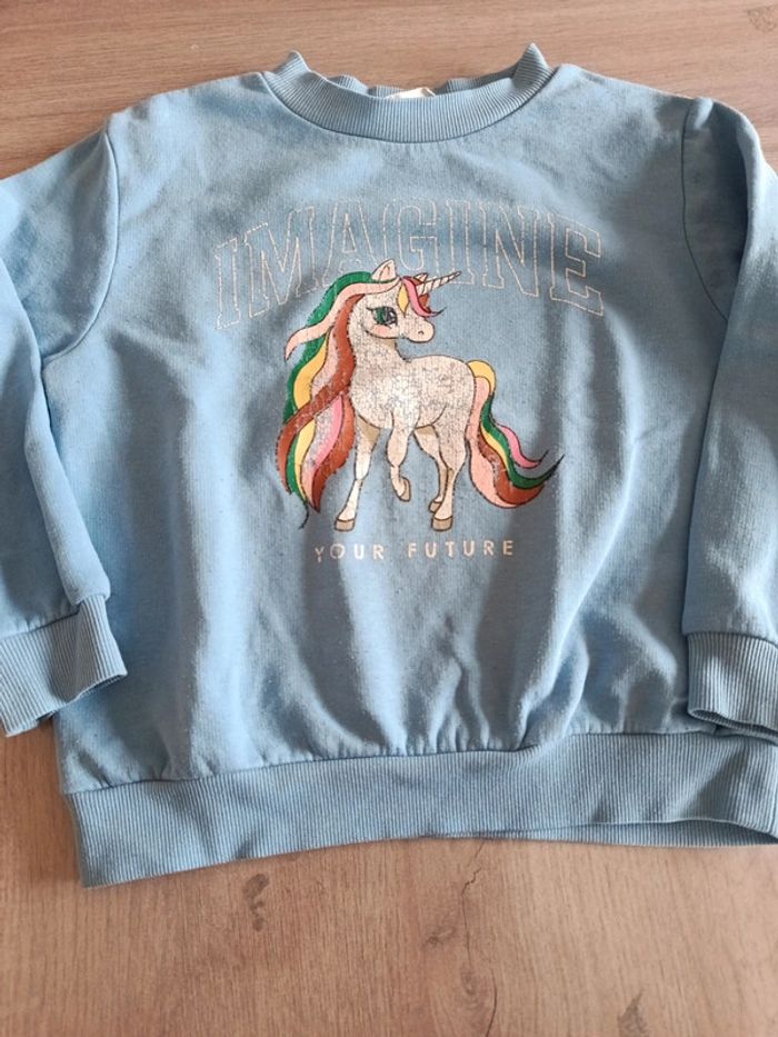 Pull licorne - photo numéro 2