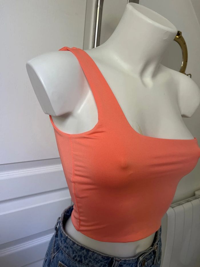 Top asymétrique - photo numéro 3