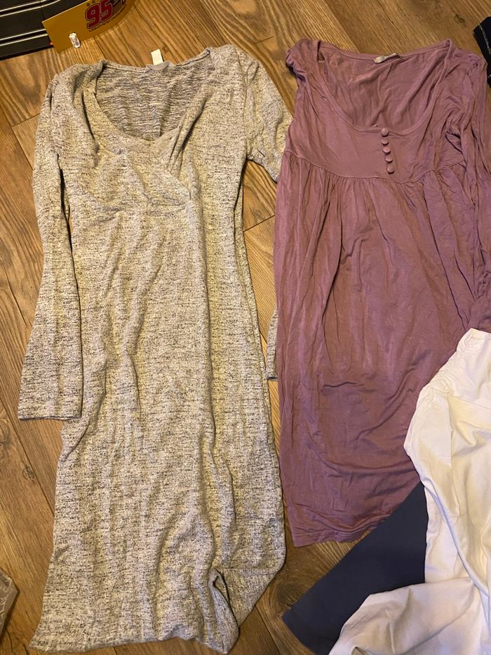 Lot 9 vêtements de grossesse T36 - photo numéro 2