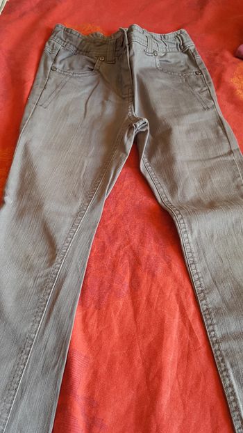 Jean slim gris taille 6 ans