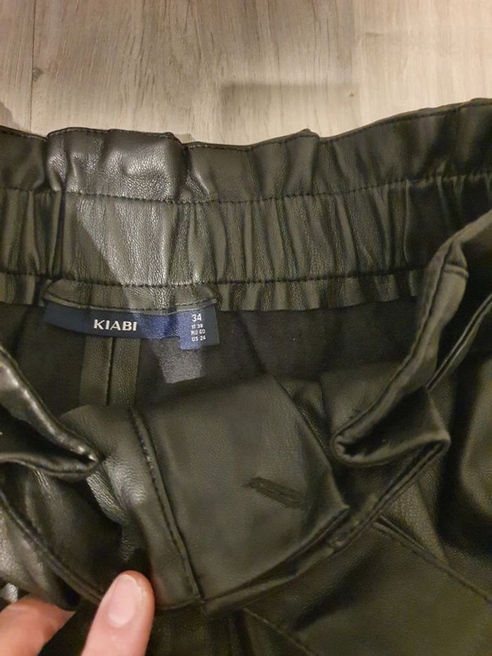 Short simili taille 34 - photo numéro 2