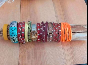 Lot  10  bracelets  n°6