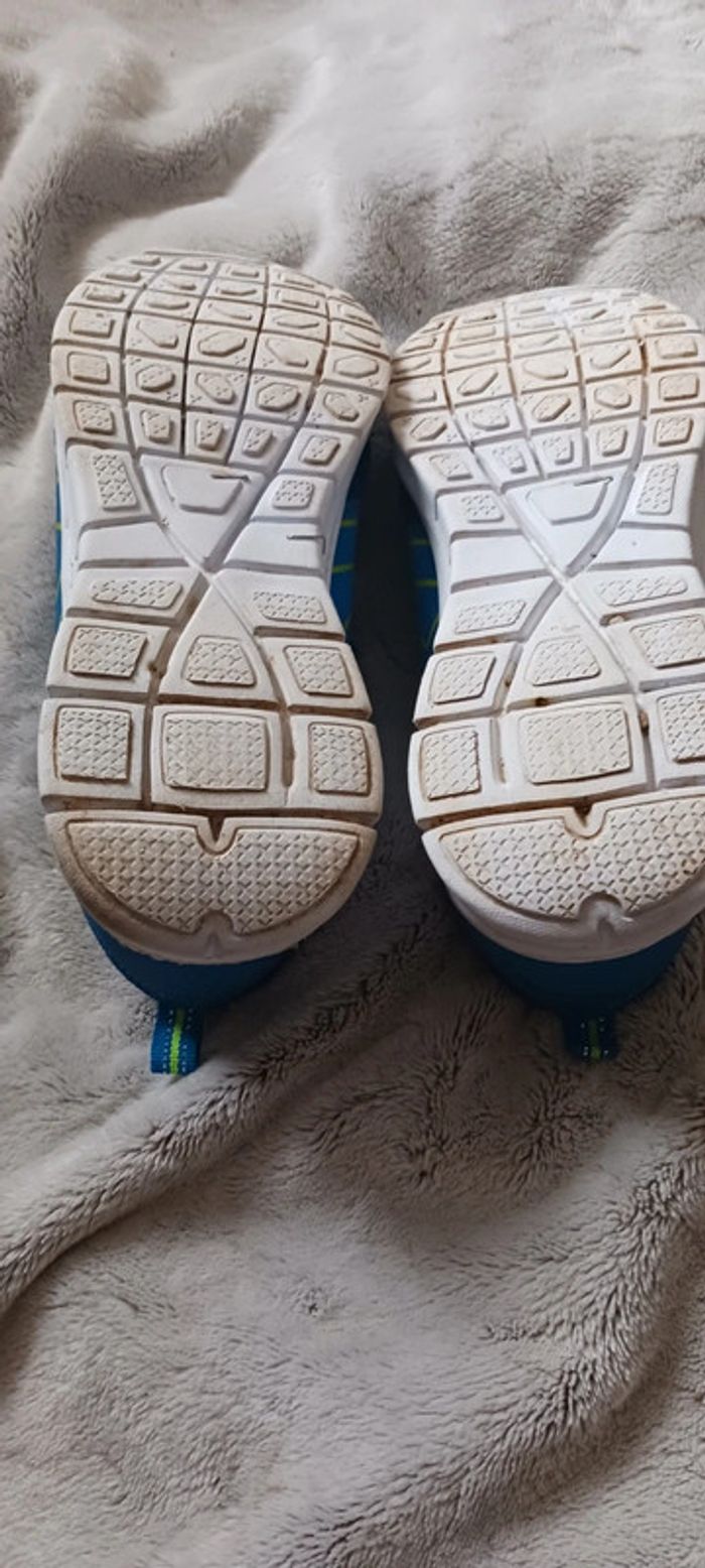 Baskets homme. Bleues. Taille 42 - photo numéro 4