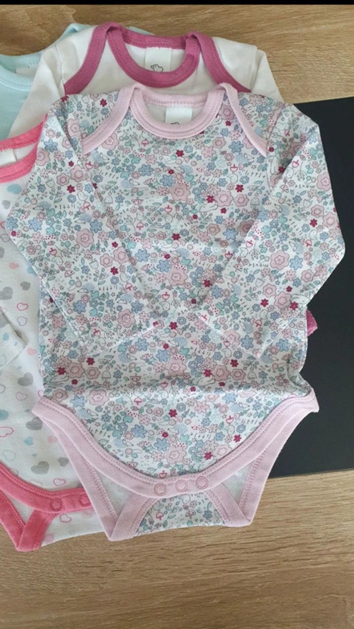 Lot de 6 bodies manches longues 68 cm - photo numéro 6