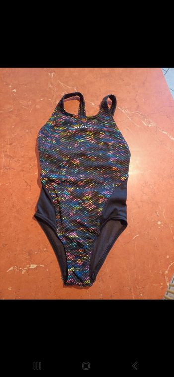 Maillot de bain taille 6 ans