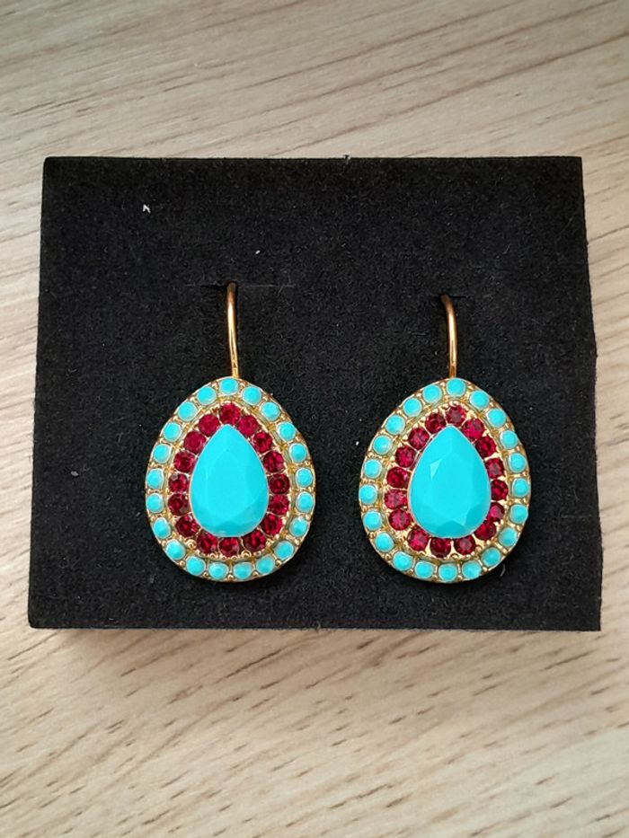 Boucles d'oreilles turquoise, strass rouges  style vintage,dorées - photo numéro 2