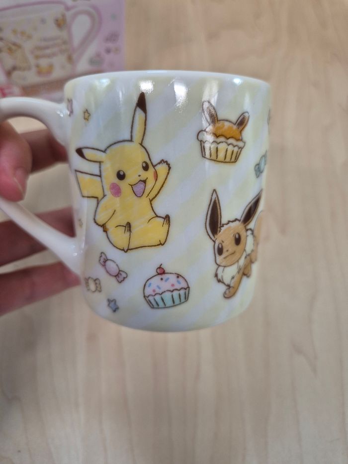 Tasse Pokemon Ichibankuji "Mimikkyu's Sweets Party" - photo numéro 4