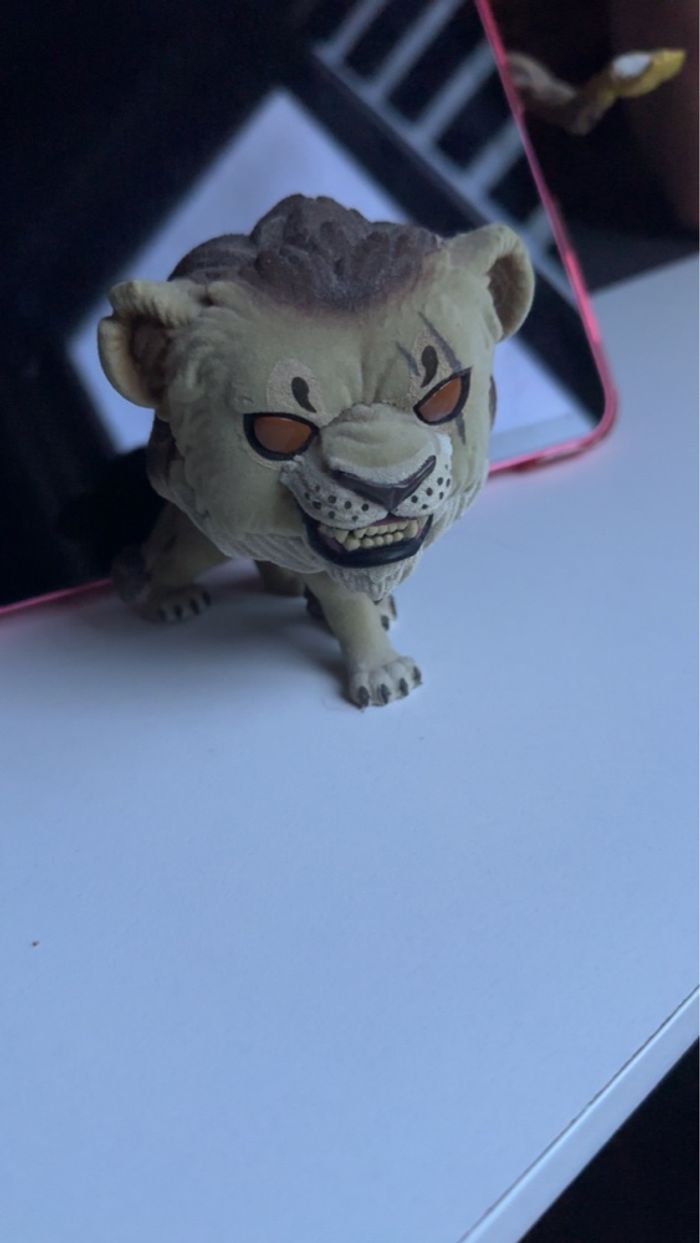 Figurine pop le roi lion édition spécial