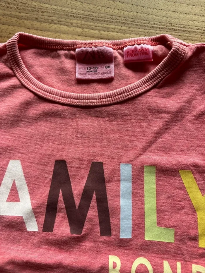 Tee shirt / Bermuda en jeans Zara Taille 12/18 mois - photo numéro 3