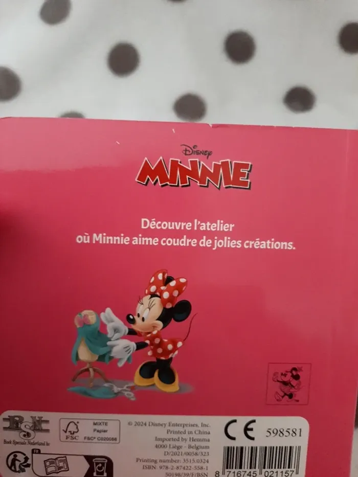 Livre disney minnie: l'atelier de minnie neuf - photo numéro 4