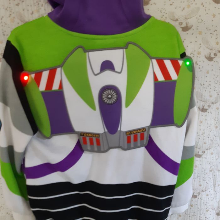 Veste a capuche Buz l'éclair Toy Story avec ailes détachables et lumière Disney 3-4 ans - photo numéro 9