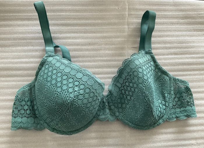 Soutien-gorge vert Etam