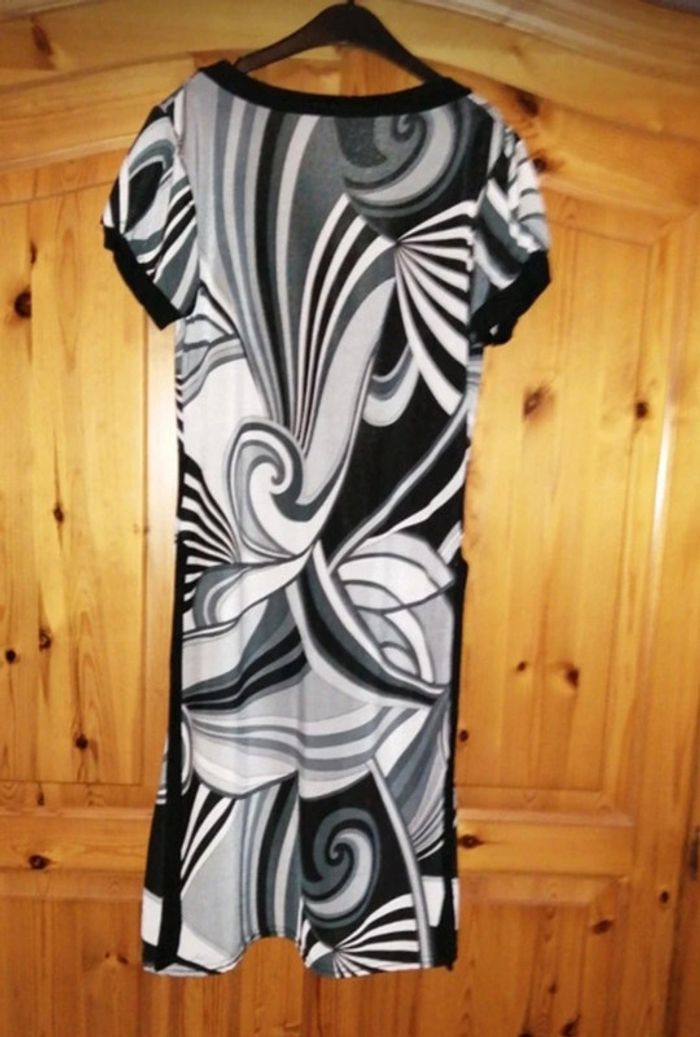 Robe courte taille unique - photo numéro 2
