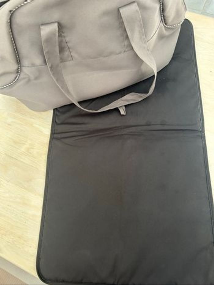 Sac à langer + tapis à langer bébé confort - photo numéro 4