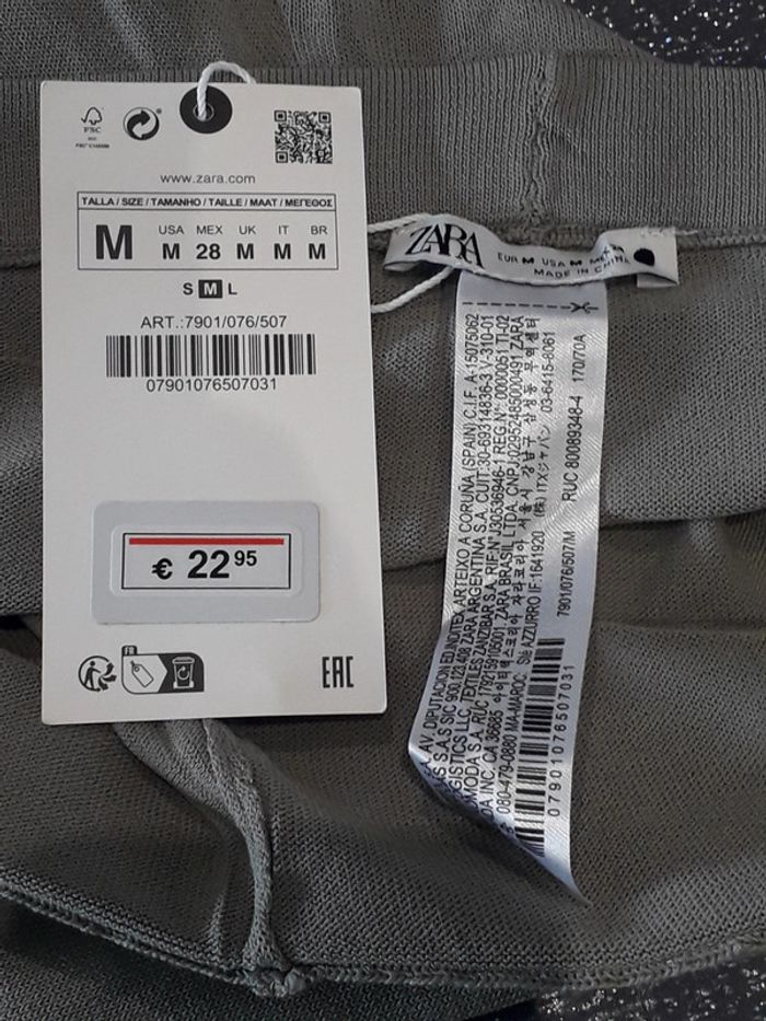 Pantalon Zara neuf - photo numéro 2