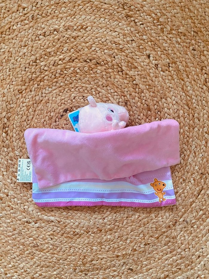 PeppaPig doudou - photo numéro 4