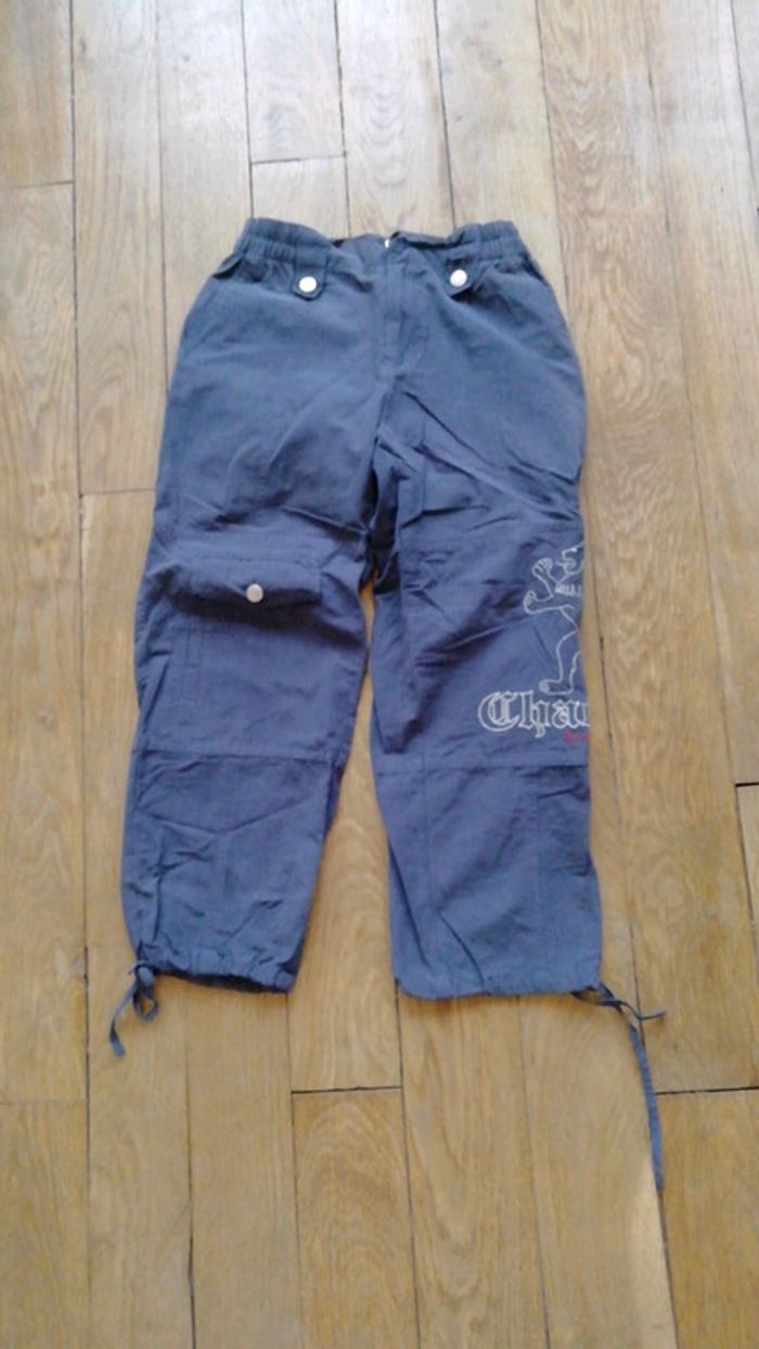 Pantalon garçon taille 8 ans.