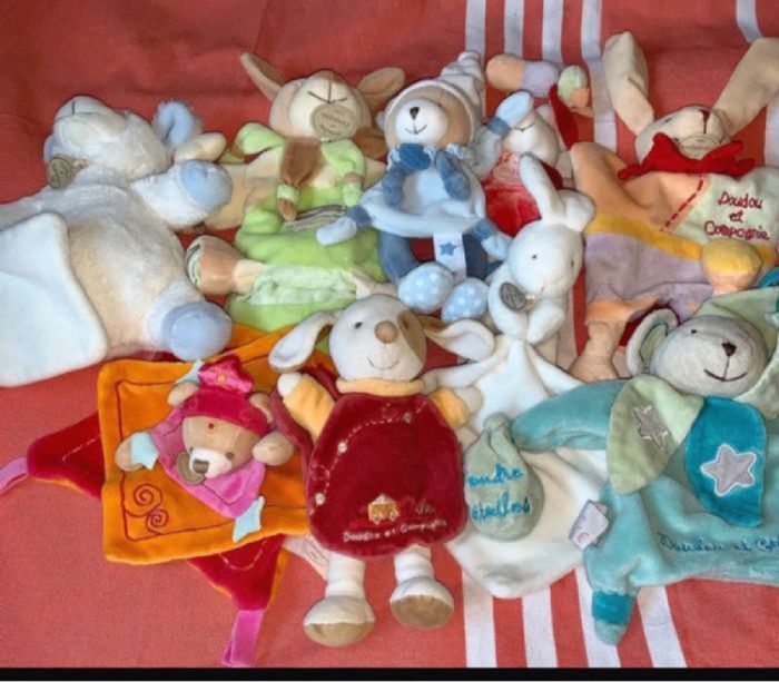 Gros lot.  Doudou et compagnie