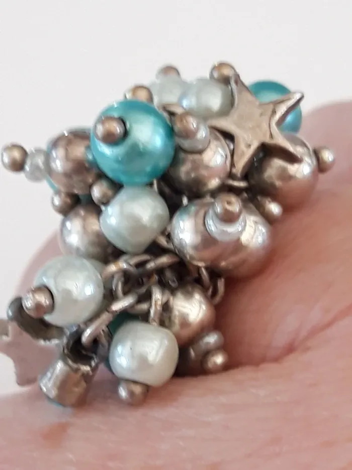 Bague ajustable avec "breloques" années 90 - photo numéro 3