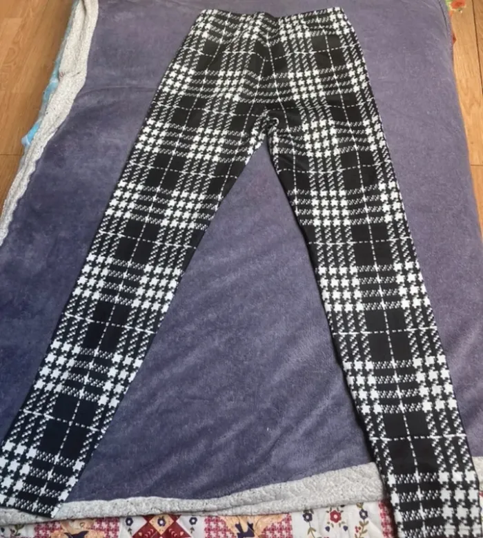 Lot de 2 leggings Shein taille S - photo numéro 6