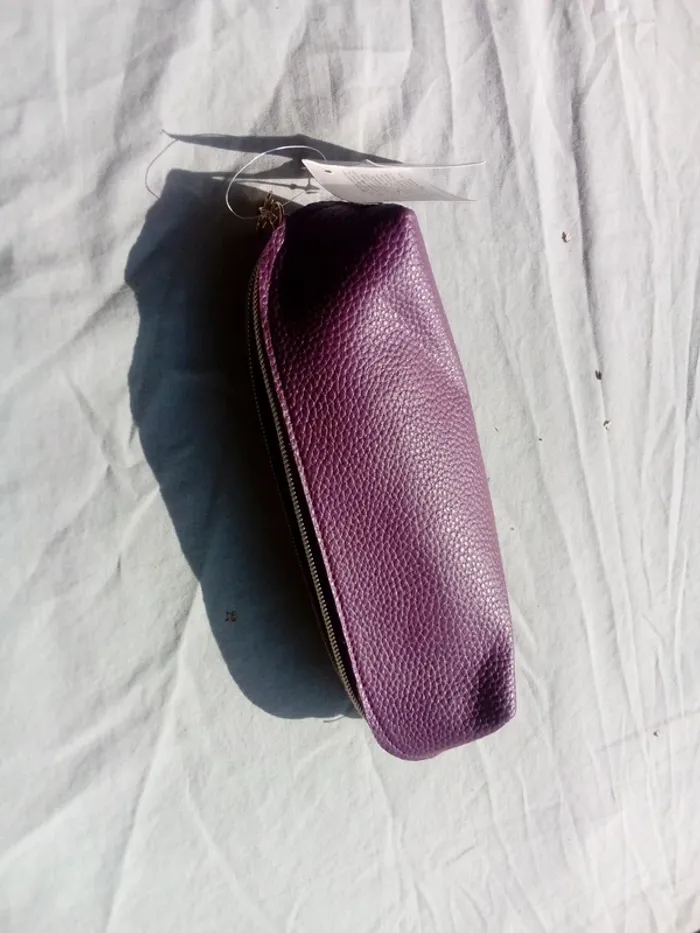 Petite trousse neuve - photo numéro 3